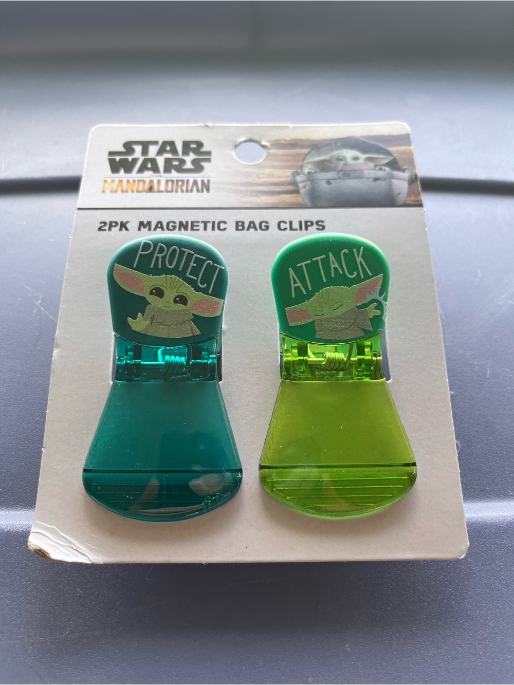 Star Wars The Mandalorian Grogu 2-Pack Magnetic Bag Clips - Green